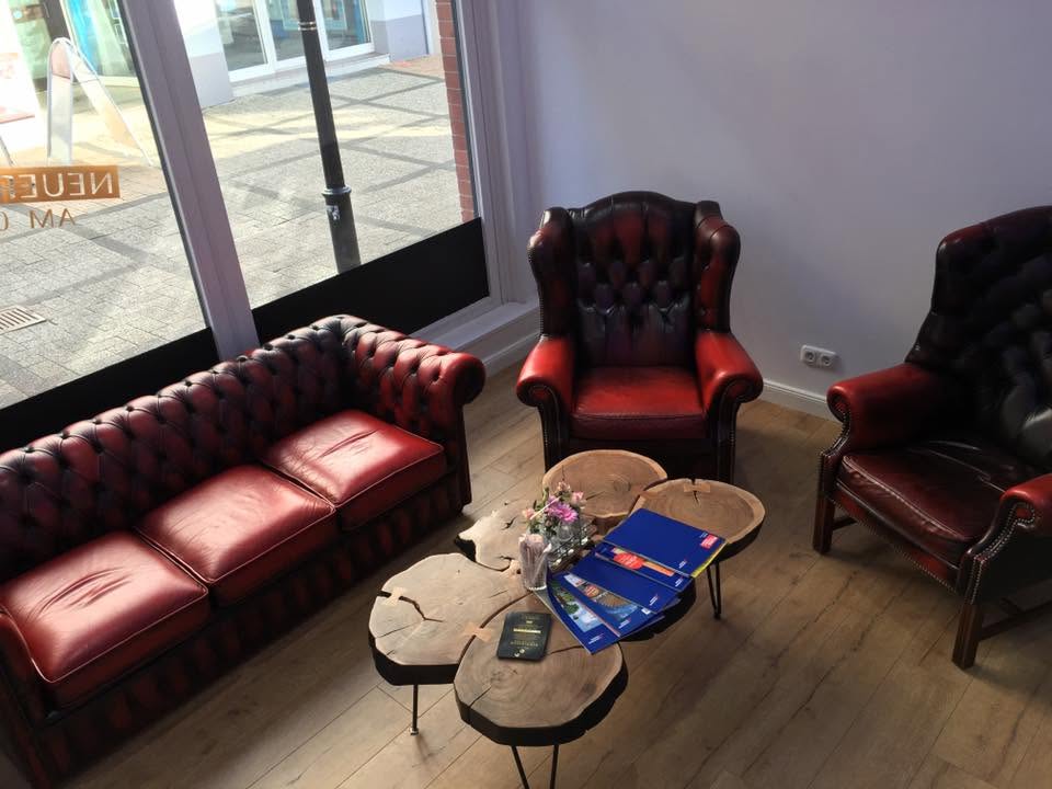 Leder-Sofa & Sessel Lounge